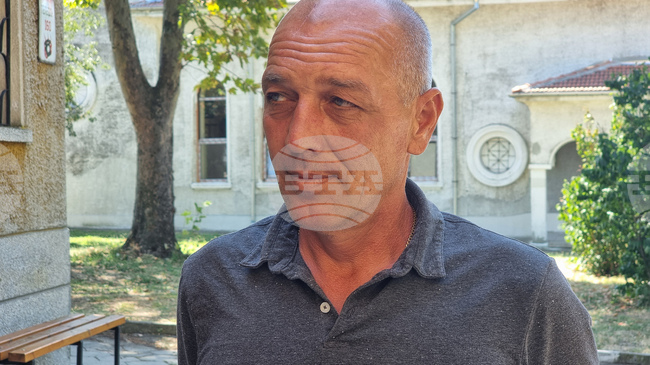 Няма нагласи за нови протести сред жителите на село Безмер заради военните самолети цистерни на САЩ в авиобазата, каза кметът Росен Русев