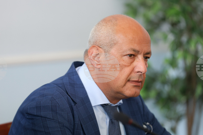Ивиан Бенишев е освободен от длъжността заместник-министър на здравеопазването 