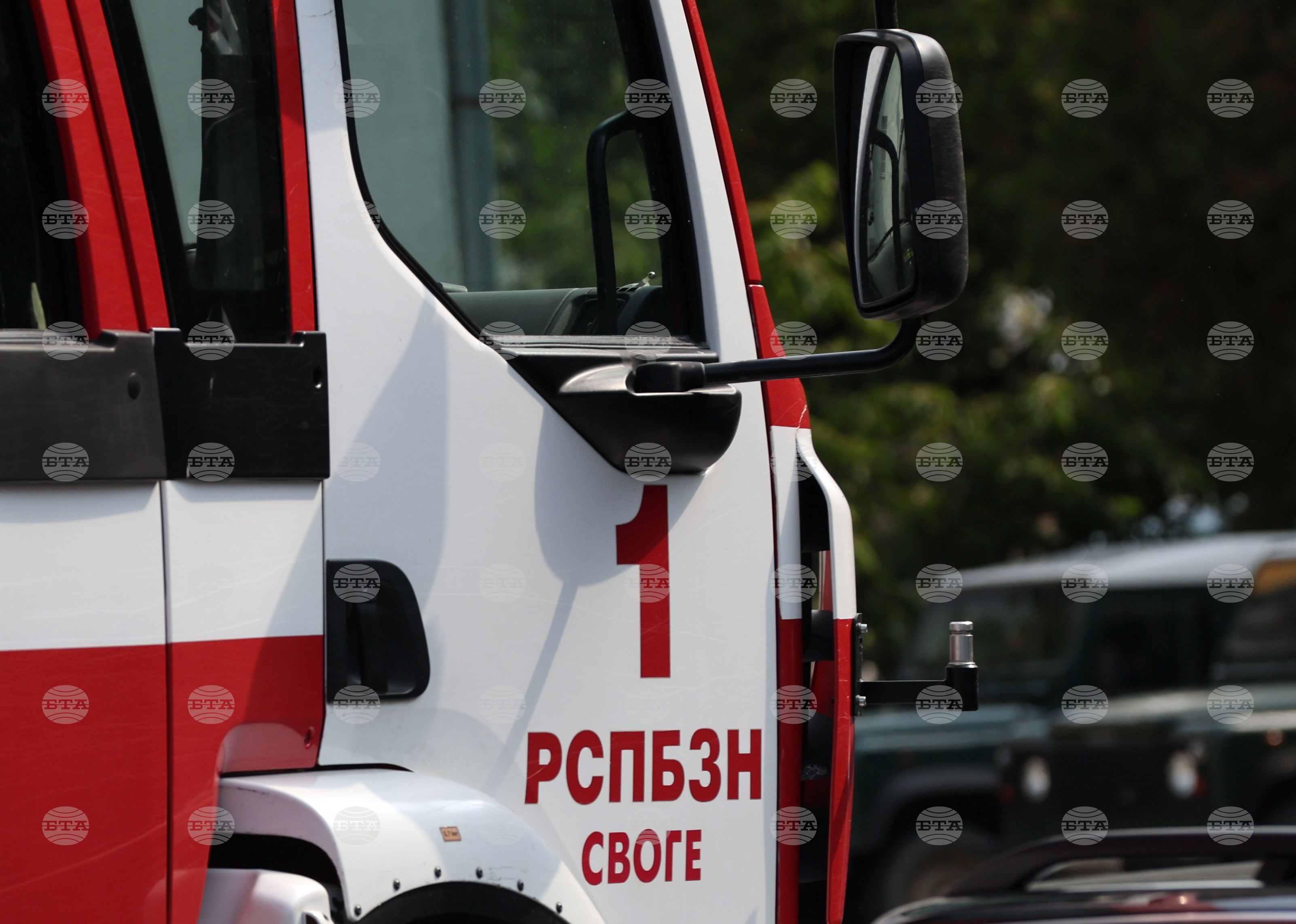 Общо 162 пожара са ликвидирани в страната през последното денонощие, един човек е загинал