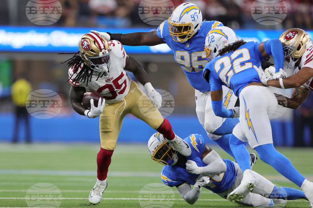 49ers Chargers Football