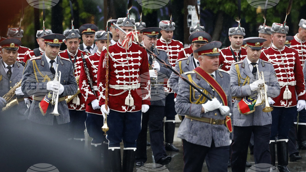 Музикален парад на военни духови оркестри