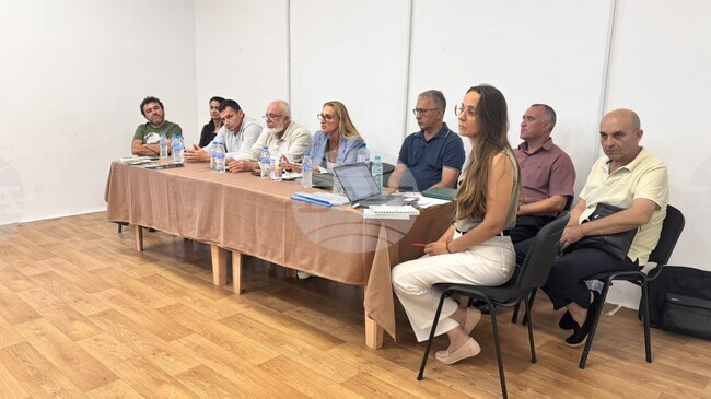 Отровителството е тежко престъпление със сериозни последици за природата, заявиха участници в среща на представители на МОСВ с животновъди