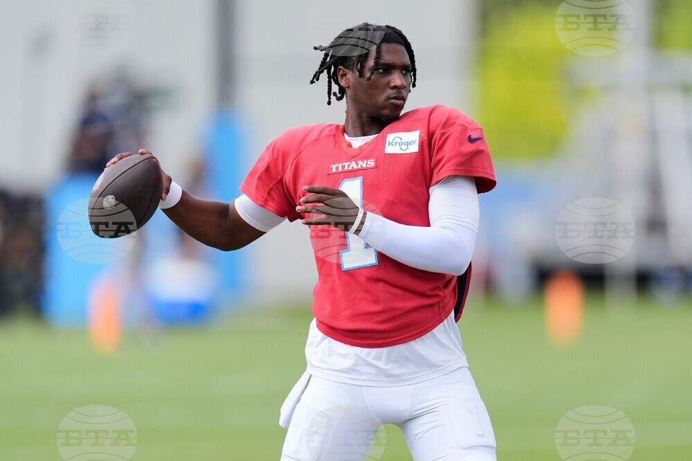 Seahawks Titans Camp Football