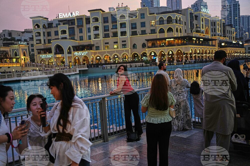 Emirates Daily Life