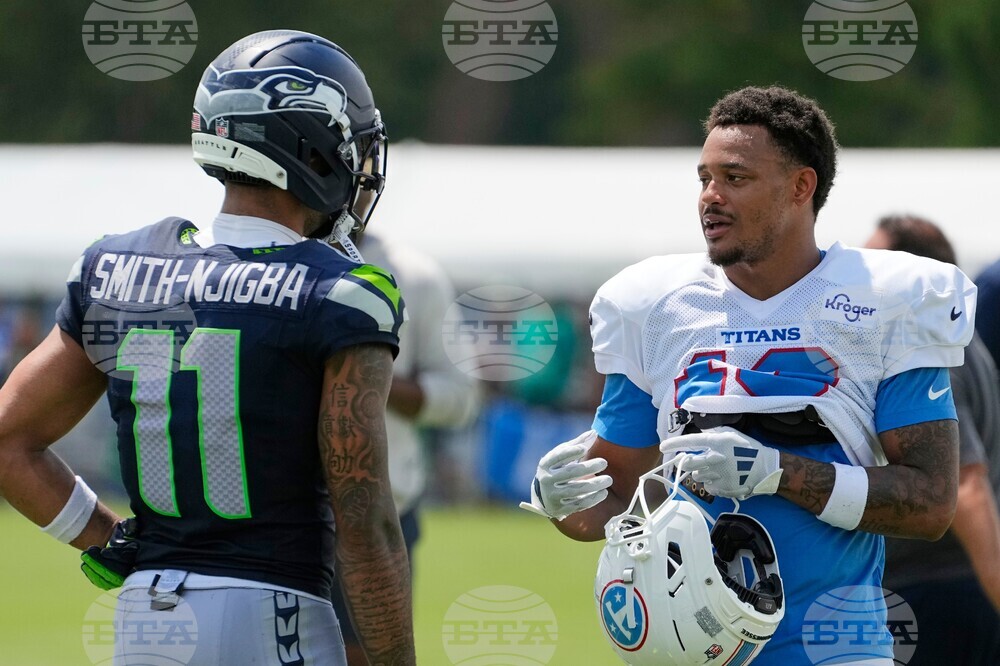 Seahawks Titans Camp Football