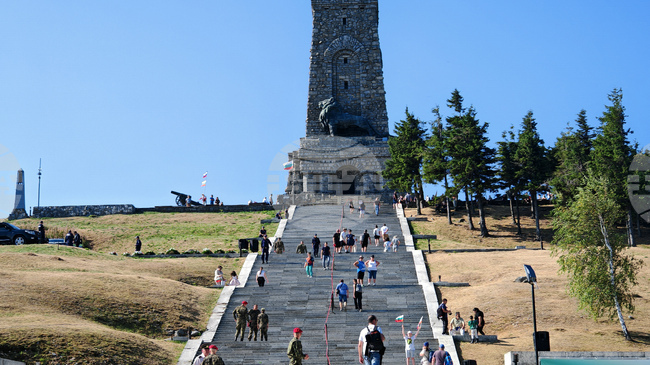 Bulgaria Marks 149th Anniversary of Battle of Shipka
