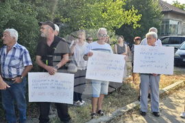 Село Въртоп - път - лошо състояние - протест