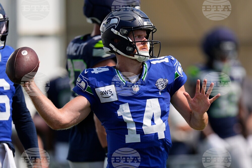 Seahawks Titans Camp Football