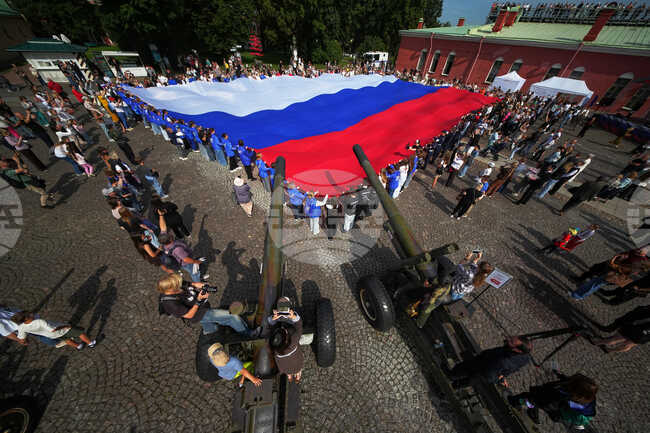 Russia National Flag Day