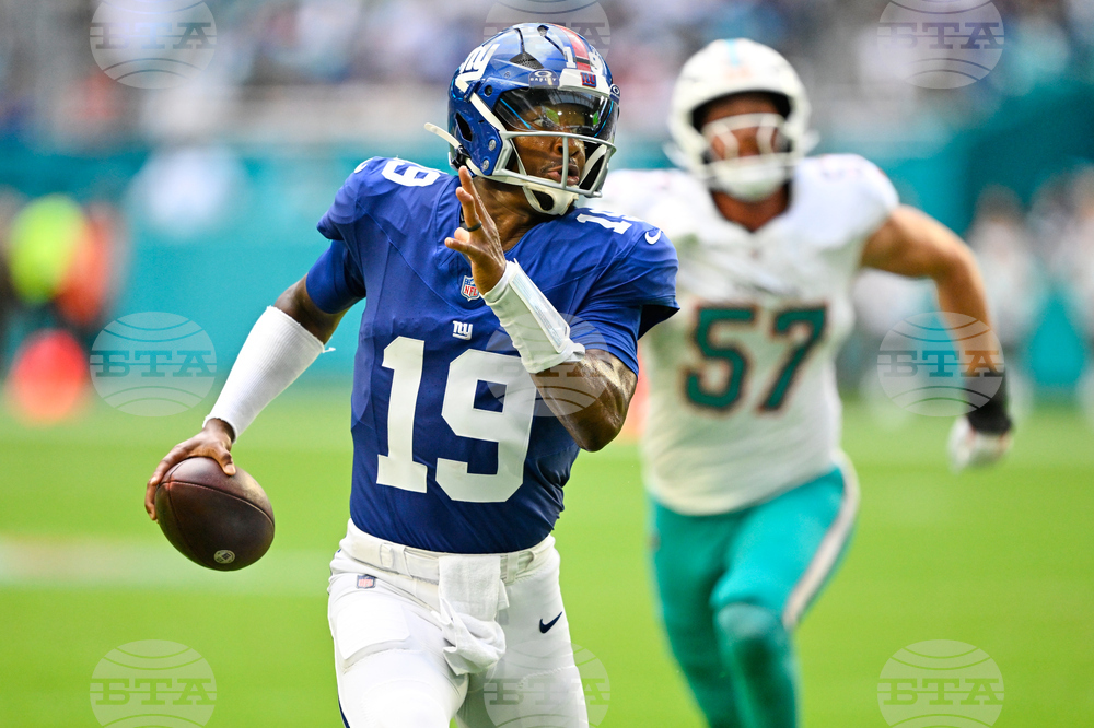 Giants Dolphins Football