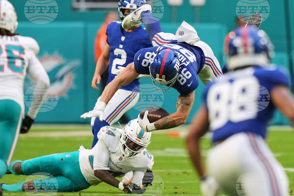 Giants Dolphins Football