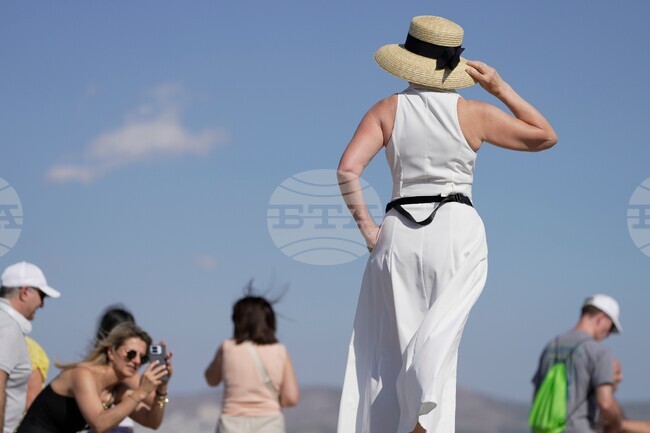 APTOPIX Greece Heat Hats