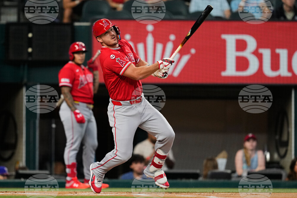 Angels Rangers Baseball