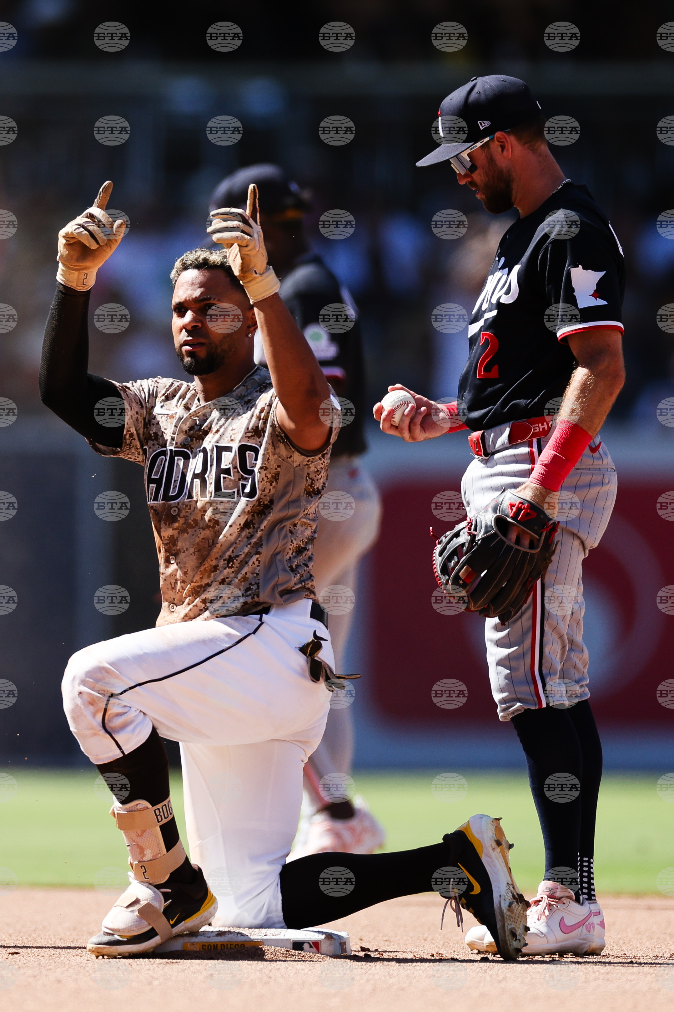 Twins Padres Baseball