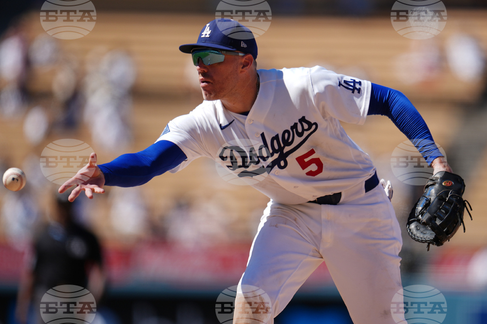 Pirates Dodgers Baseball