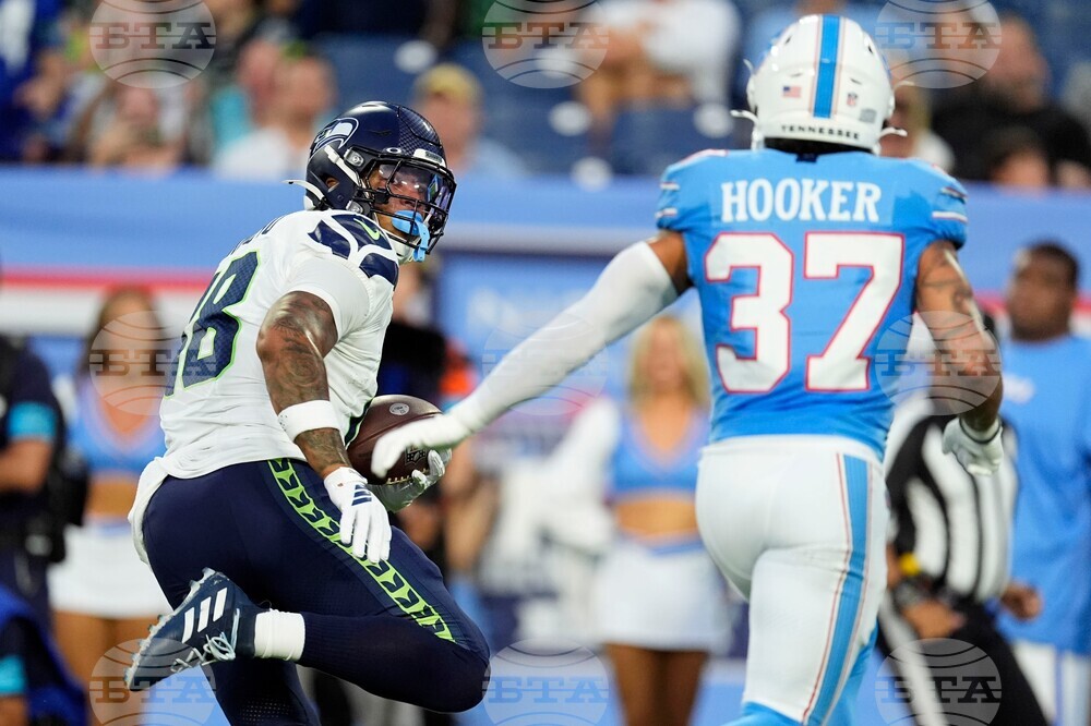 Seahawks Titans Football