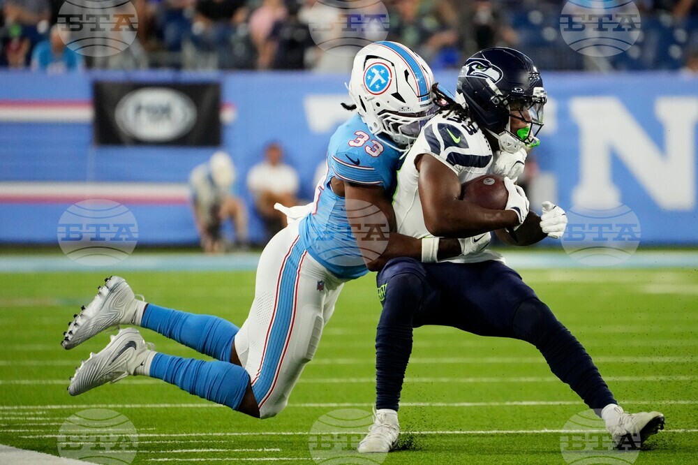 Seahawks Titans Football