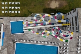 Банкя - горещо време - аквапарк - изглед