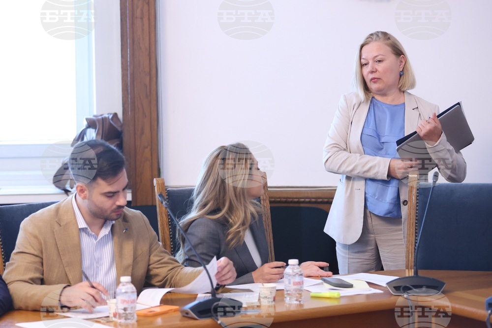 Народно събрание - Комисия по правни въпроси - извънредно заседание