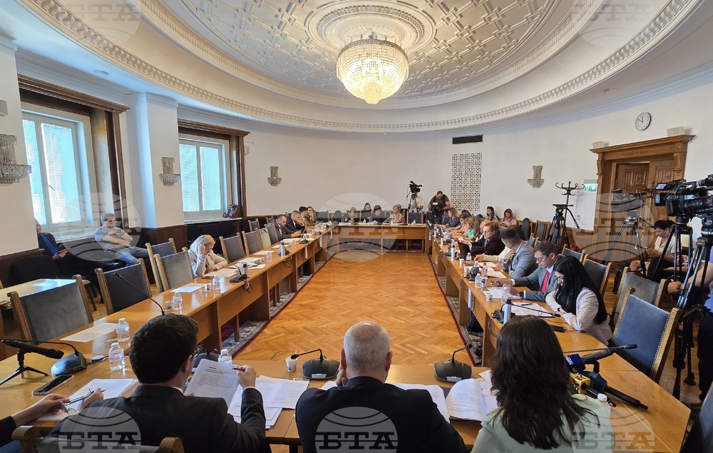 Народно събрание - Комисия по правни въпроси - извънредно заседание