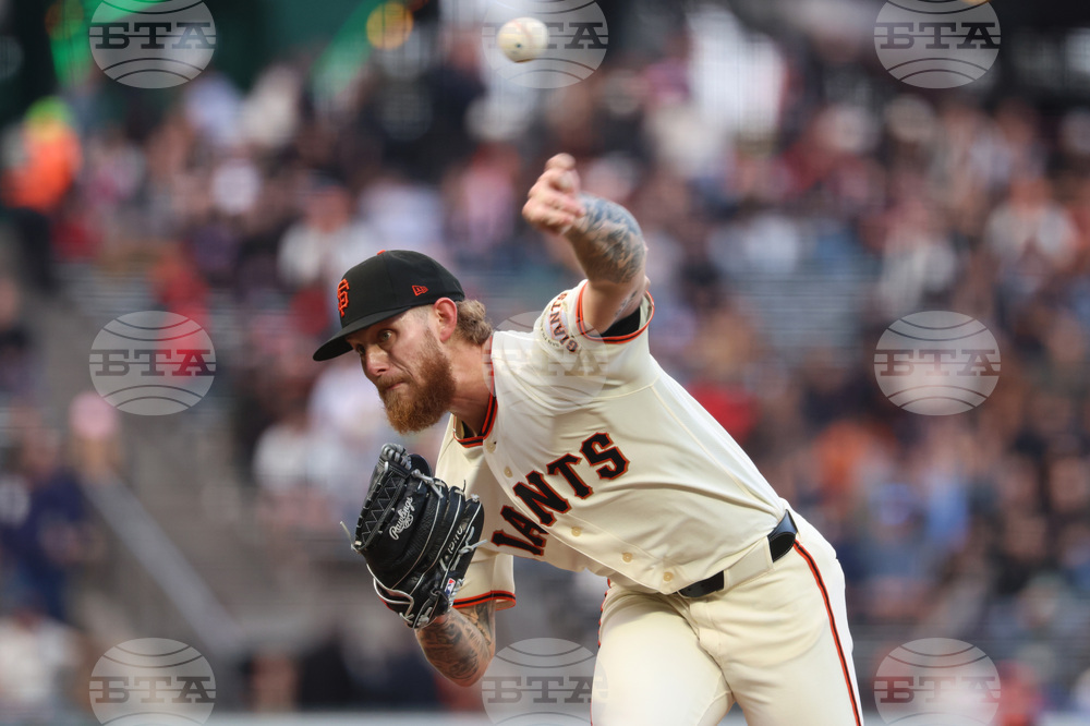 Reds Giants Baseball