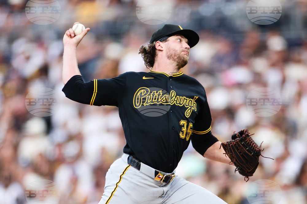 Pirates Padres Baseball