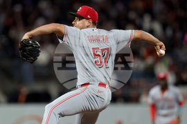 Reds Giants Baseball
