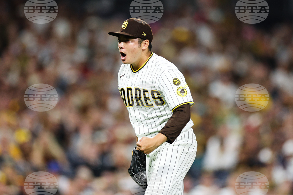 Pirates Padres Baseball