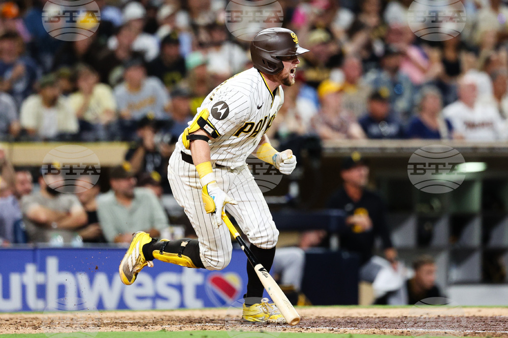 Pirates Padres Baseball