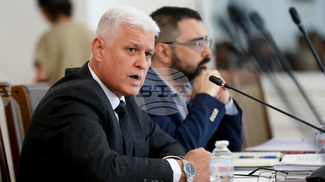 Комисията по отбрана одобри законопроекта за ратифициране на договора и меморандума за придобиване на минни ловци от Нидерландия и Белгия 
