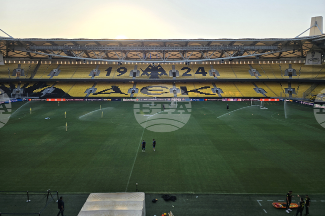 Tight Security in Athens ahead of AEK-Levski Champions League Match, 1,600 Levski Fans Expected