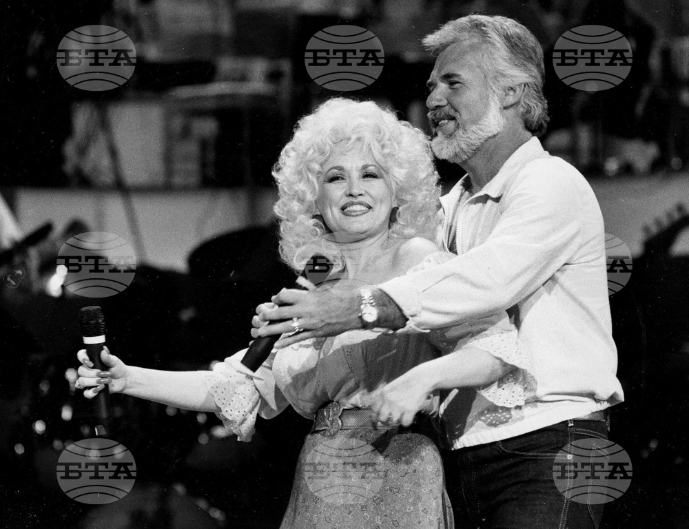 Obit Dolly Parton