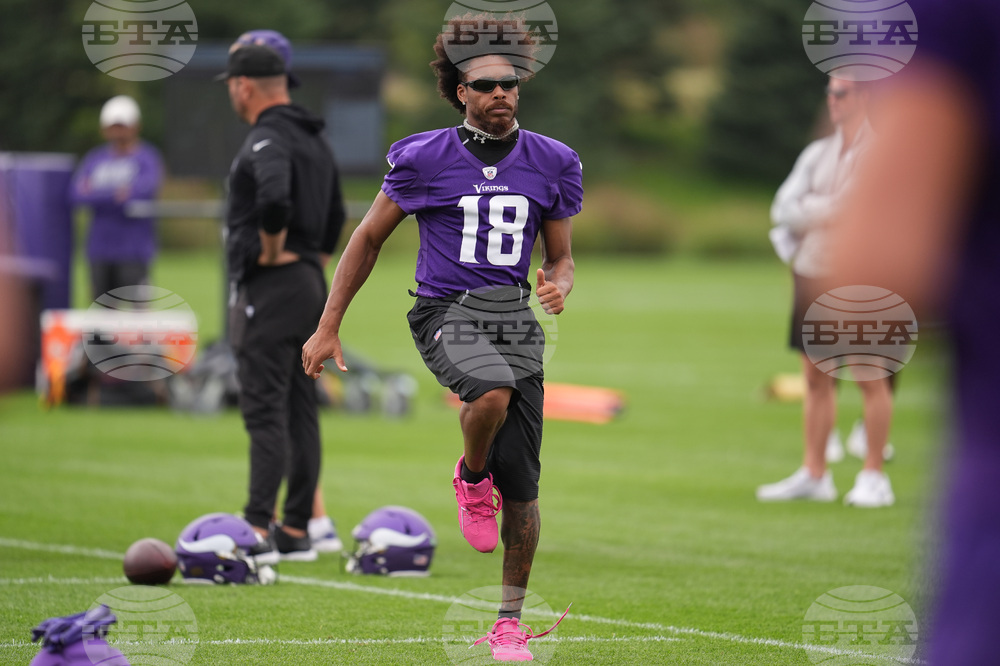 Vikings Camp Football