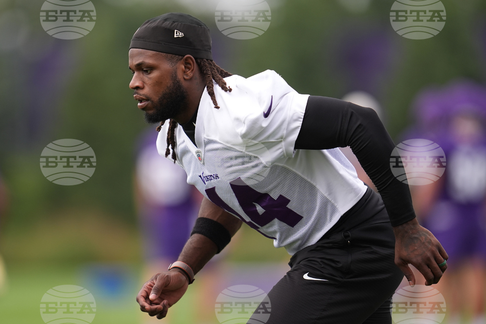 Vikings Camp Football