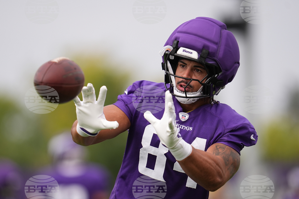 Vikings Camp Football
