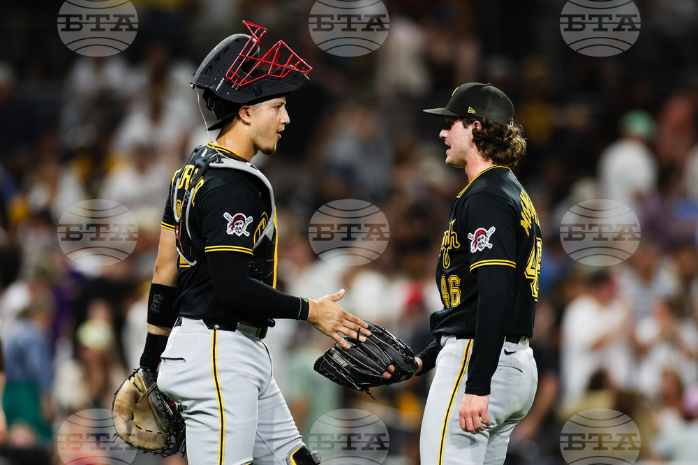 Pirates Padres Baseball