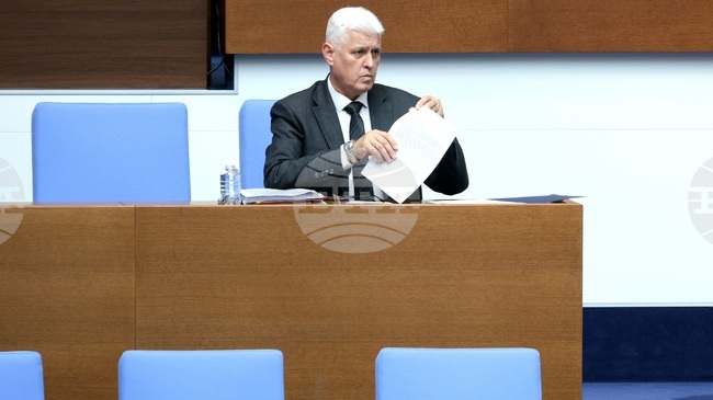 Българската армия има нужда от нови бронирани машини, изборът на военна експертиза е придобиване на машините "Страйкър", каза министър Стоянов