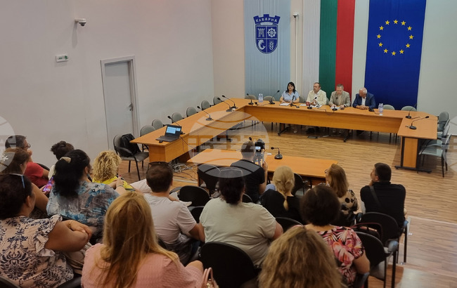 Практическа конференция „Култура и туризъм“ събра експерти и представители на читалища от област Добрич в Каварна