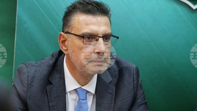 С професионалната си експертиза и личните си качества считам, че бих могъл да съм полезен на ВСС, каза кандидатът за член Георги Чинев