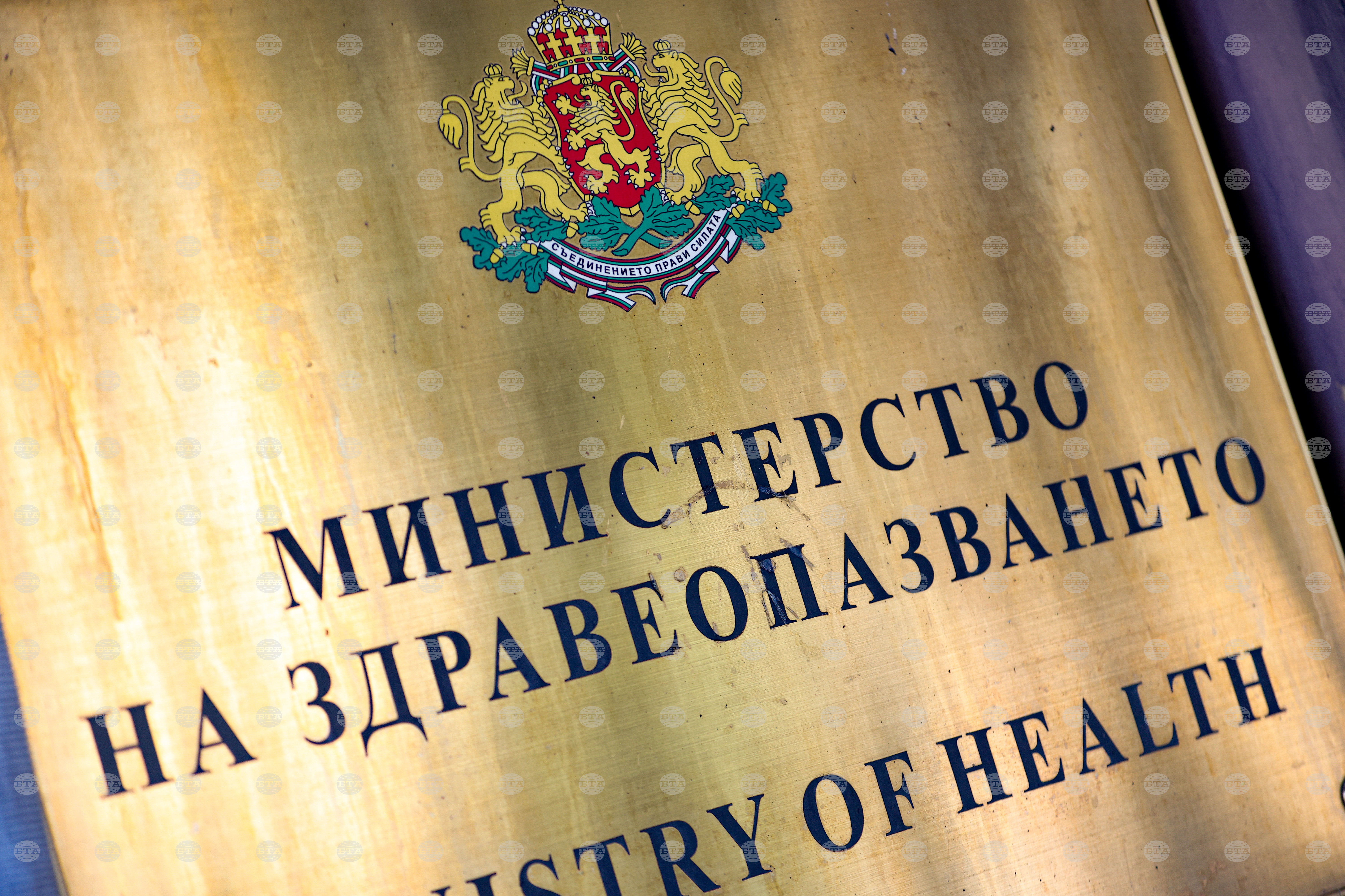 През ноември предстои доставка на 70 хиляди дози противогрипни ваксини за свободния пазар, съобщиха от Министерството на здравеопазването