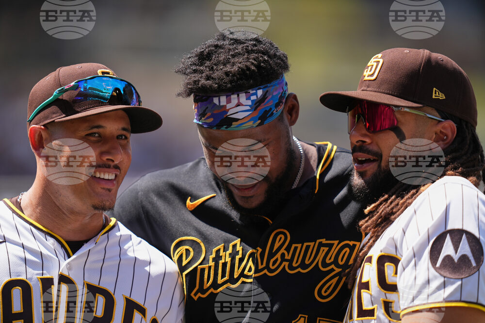Pirates Padres Baseball