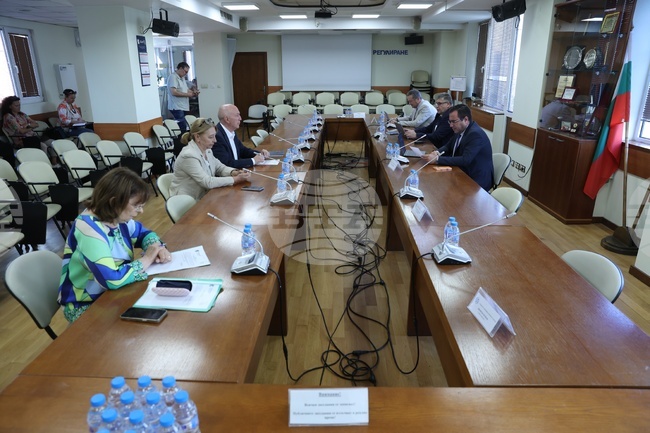 Комисия за енергийно и водно регулиране - открито заседание