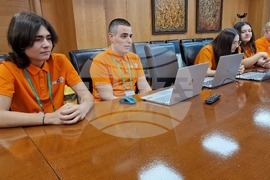Шумен - кмет - среща - ученици - проект „Шумен в кутия“