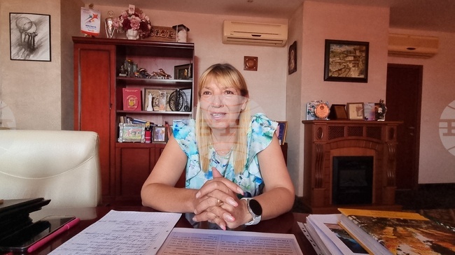Нова Загора остава финансово стабилна, заложили сме инвестиции във всички населени места, каза кметът Галя Захариева за бюджета за 2026 г.