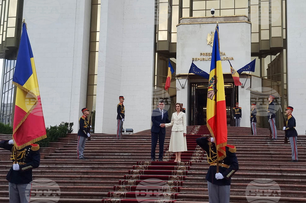 Молдова - Кишинев - независимост - национален празник - президенти