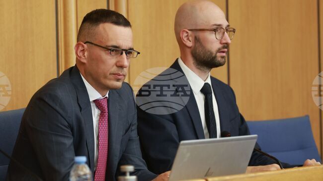 Идеята такситата да могат да се движат в бус ленти е добра, но контролът е ключов, каза кметът Васил Терзиев за предложението на „Продължаваме промяната“