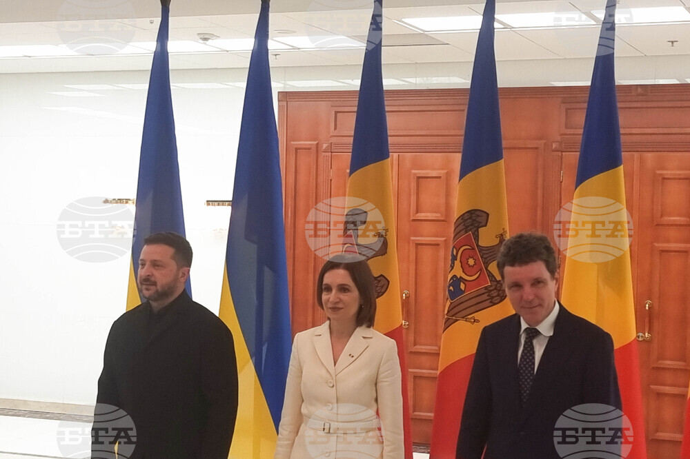 Молдова - Кишинев - национален празник - независимост - президенти