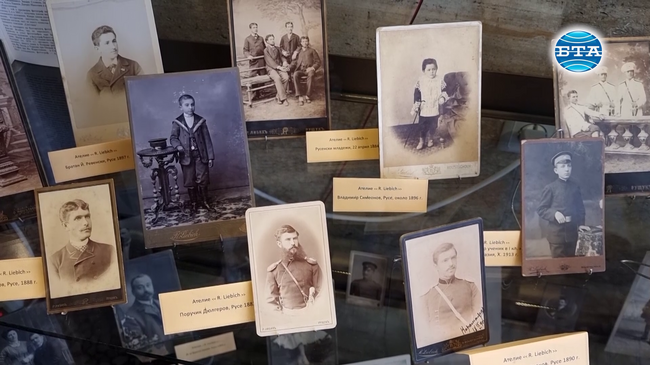 Изложба показва над 100 снимки, изработени преди повече от век в стари русенски ателиета