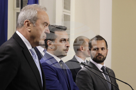 Парламент - Възраждане - брифинг