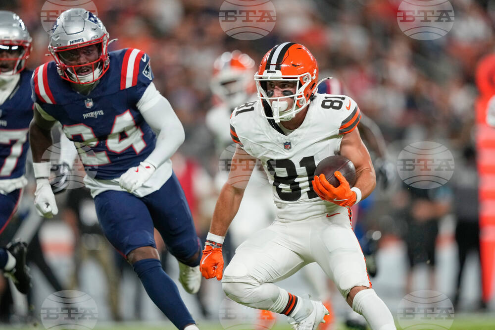 Patriots Browns Football